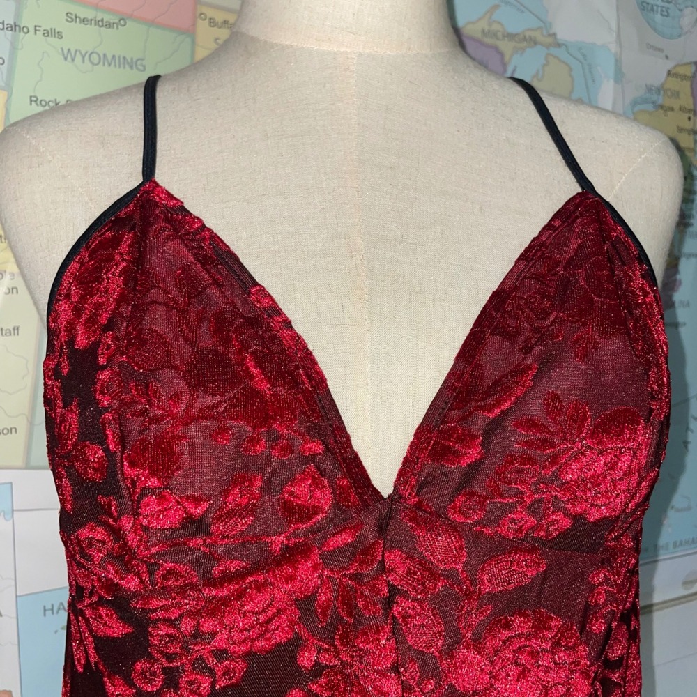 Petra Fashions Red Burnout Velvet Floral Babydoll Chemise Nightie Made in USA M